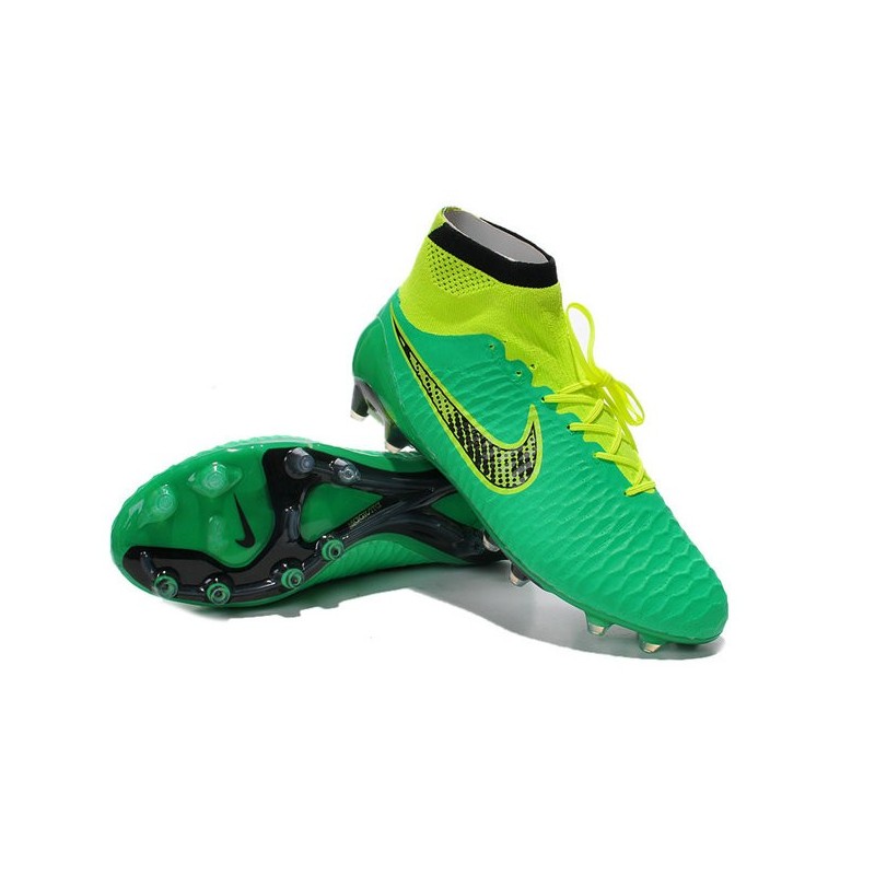 chaussure de foot pas cher magista