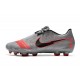 Nike Nouvel Crampon Phantom VNM Elite FG - Gris Noir Rouge