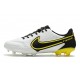 Crampons Nike Tiempo Legend 9 Elite FG Blanc Gris Foncé Noir Jaune Strike