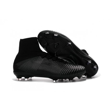 Chaussures Nike - Crampons de Footabll Homme - Nike Mercurial Superfly 5 FG tout Noir