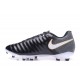 Nike Tiempo Legend VII FG - Chaussures de Football pour Hommes Noir Blanc