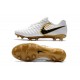 Nouvelles Crampons pour Hommes - Nike Tiempo Legend VII FG Blanc Or Noir