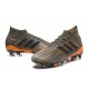 Chaussures de Football Pour Hommes - adidas Predator 18.1 FG Olive Noir Orange Vif